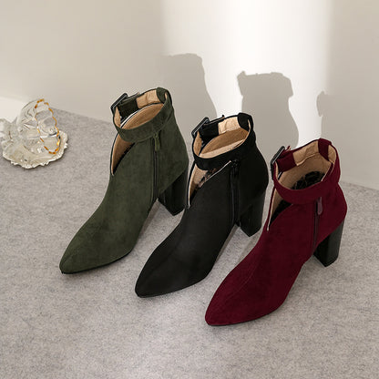 Bottines Sophistiquées pour – Ligne Épurée et Charme Urbain