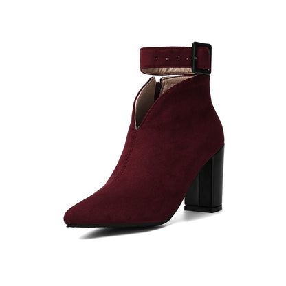 Bottines Sophistiquées pour – Ligne Épurée et Charme Urbain